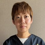 金井　優佳